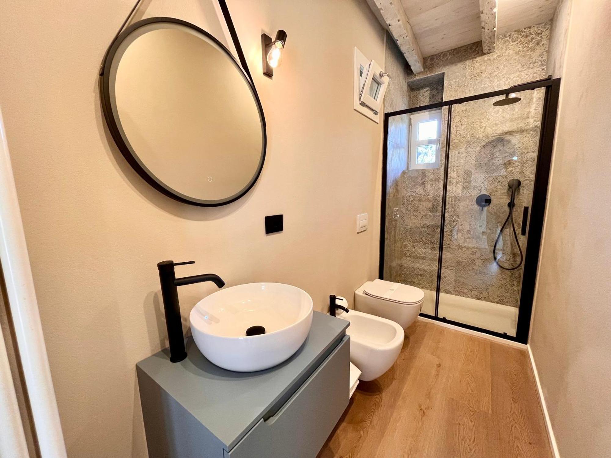 Lameca Bergamo Apartment Bagian luar foto