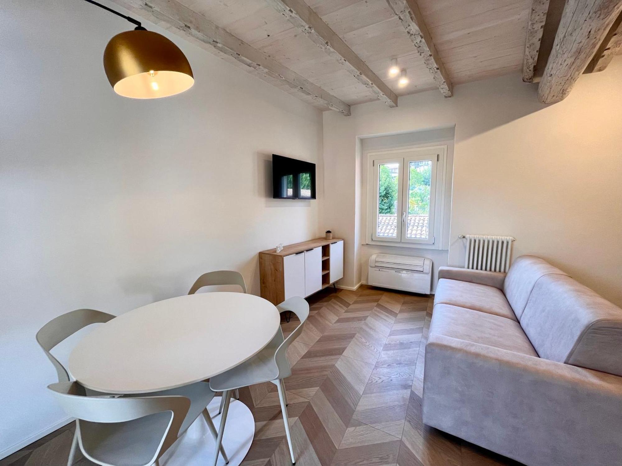 Lameca Bergamo Apartment Bagian luar foto